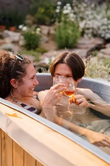 Gite De Charme 4 Etoiles Avec Spa Privatif Guignen